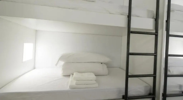 Кровать в общем номере GLOBETROTTER HOSTEL, by Albany