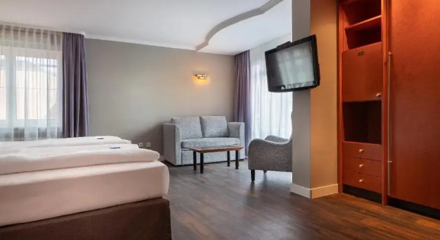 Двухместный номер Standard Garner Hotel Friedrichshafen by IHG