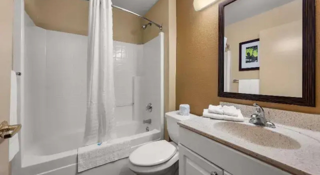 Четырёхместный люкс Suburban Studios Houston North I-45