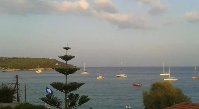 Апартаменты с балконом Sunrise Flora