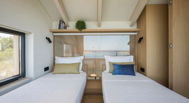 OPENNESS. House by the sea., Забронировать Вилла Отели Марати с парковкой, Парковка