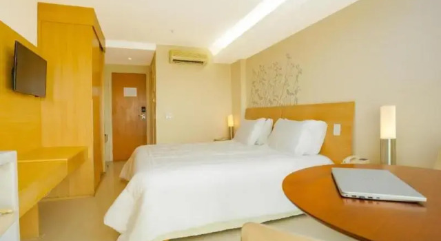 Номер Superior Golden Tulip Macaé