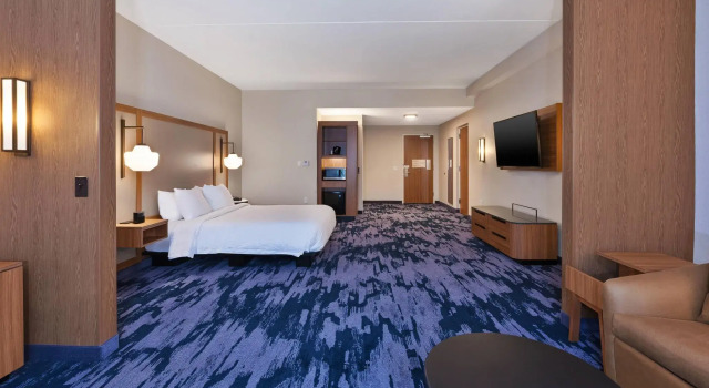 Двухместный люкс c 1 комнатой Fairfield by Marriott Inn & Suites Knoxville Airport Alcoa