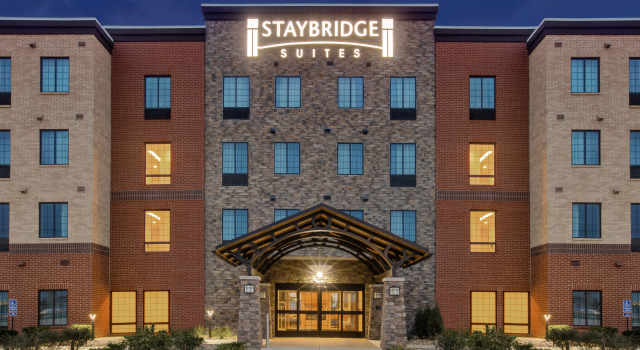 Staybridge Suites Benton Harbor - St. Joseph by IHG, Rezerwuj Hotel Benton Harbor Michigan