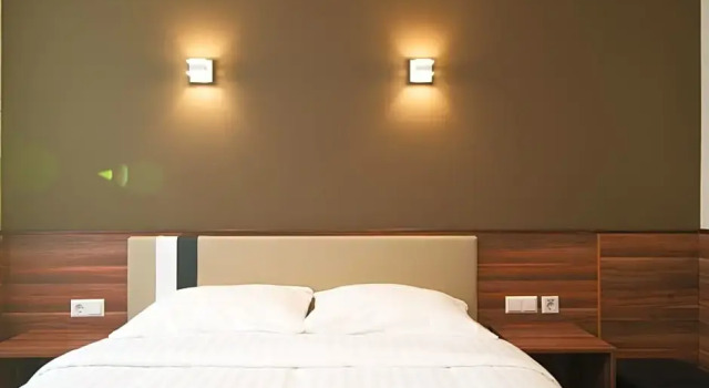 Двухместный номер Comfort Hotel King's Court