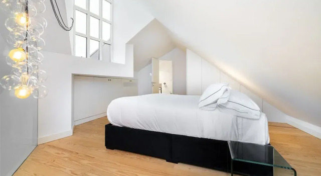 LS48 Prime Location Luxury Duplex