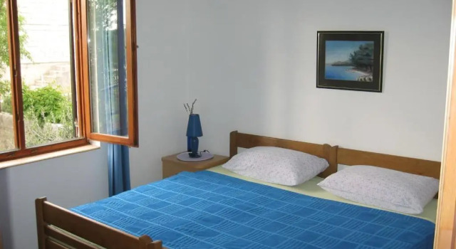 Apartment Vrulje