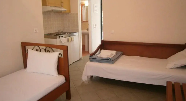 Efis studios, Prenota Hotel Hotel a Peloponneso con parcheggio, Parcheggio