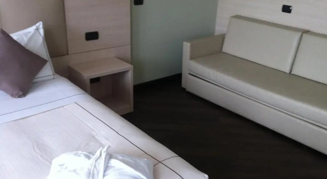 Четырёхместный номер Acca Palace - AA Hotels