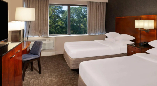 Номер Standard Marriott Raleigh Durham Research Triangle Park