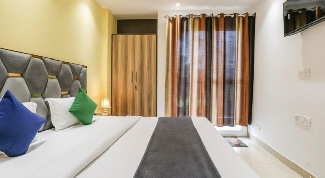 Номер Deluxe hotel aiims 20 four 7