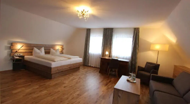 Трёхместный номер Standard Hotel Gasthof Rössle