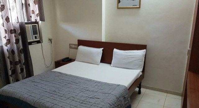 Hotel Dhruv Palace, Buchen Sie Hotel Trimbak Maharashtra