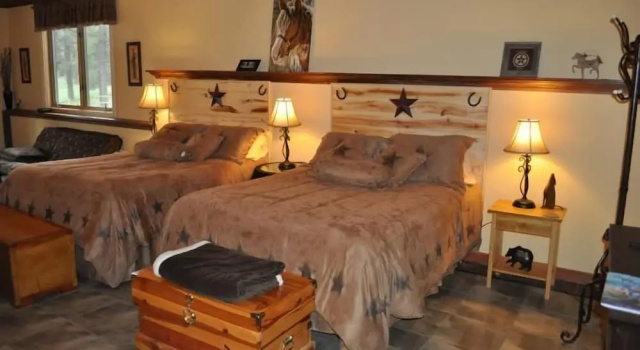 Люкс Classic Elktrace Bed and Breakfast