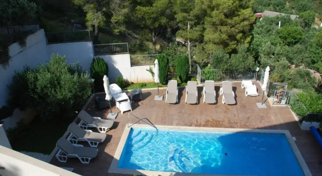 Апартаменты с 2 комнатами с балконом и с видом на море Island Hvar Seaside Villa Levanda with Beach, Pool & Seaview
