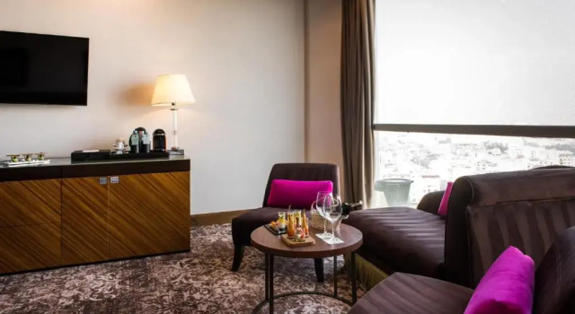 Двухместный номер Superior Kenzi Tower Hotel