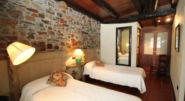 Casa San Julián, Varaa Hotelli Grandas de Salime Espanja