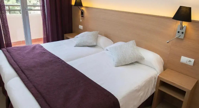 Апартаменты c 1 комнатой с видом на море Apartamentos San Miguel Park & Esmeralda Mar
