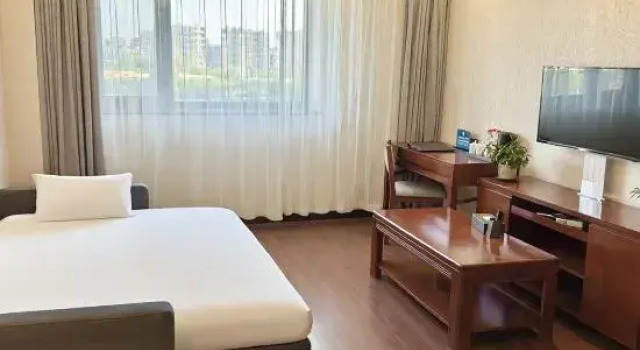 Семейный люкс Tangshan Hotel