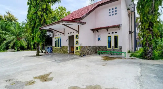 OYO 90263 Hotel Diva Golf, Rezerwuj Hotel Bengkulu Sumatra