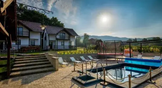 Pallos Apartments, Prenota Hotel Sovata Mureş