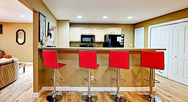 Painted Trillium 3 Bedroom Home, Book Hotel Black Mountain North Carolina