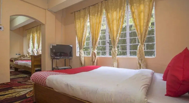 OYO 18751 Belle View Guest House, Забронировать Гостевой дом Дарджилинг East Zone, рядом с Храм Махакал Мандир