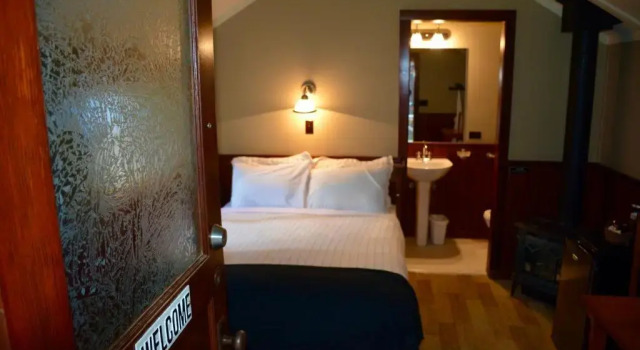 Номер Standard Johnston Canyon Lodge & Bungalows