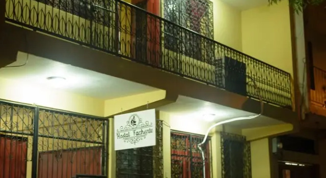 Hostal Fachente, Book Hotel Billige hoteller i Leon