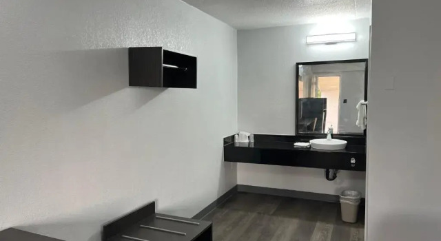 Двухместный номер Standard Motel 6-Middleburg Heights, OH - Cleveland