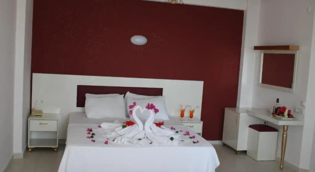 Трёхместный номер Standard с балконом Bin Billa Hotel