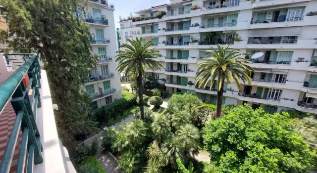 BH - CAPITOL - Central 2 Bedrooms 5 Peoples, Забронировать Отель Ницца Приморские Альпы, рядом с Музей Массена