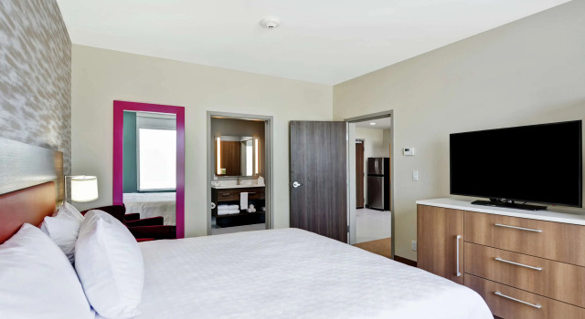 Home2 Suites by Hilton Bedford DFW West, TX, จอง โรงแรม Bedford Dallas - Fort Worth Metropolitan Area