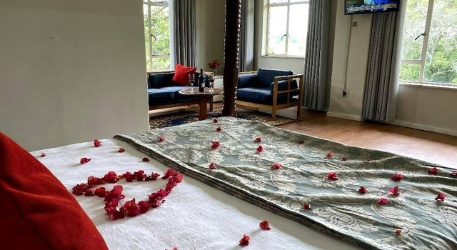 Brondesbury Park Hotel, Đặt Khách sạn Khách sạn ở Manicaland bao gồm bữa sáng, Bữa sáng
