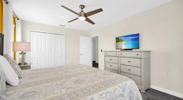 4710kings 6 Bedroom Villa by RedAwning, Rezerwuj Willa Hotele w Kissimmee z parkingiem, Parking