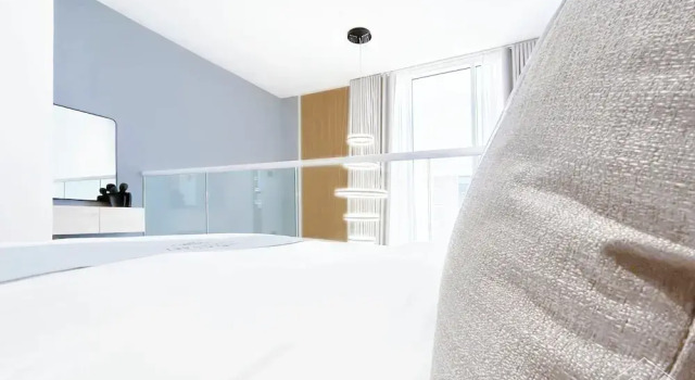 Luxury 1-br Villa in Rukan: Dubai Skyline Views!, Book Villa Dubai Dubai Emirate