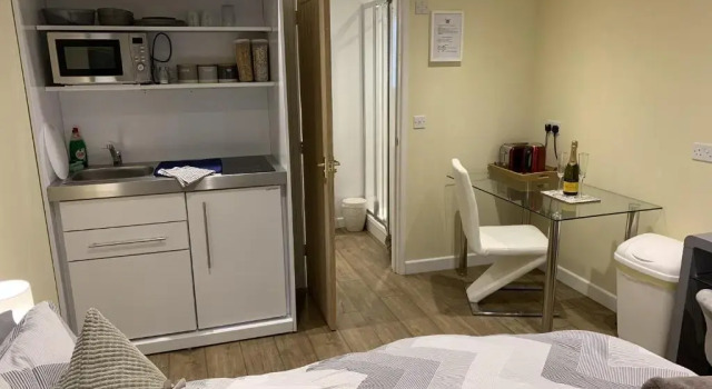 Southernwood - Garden Lodge 10, Забронировать Апартаменты/квартира Отели в центре Дидкот, в центре