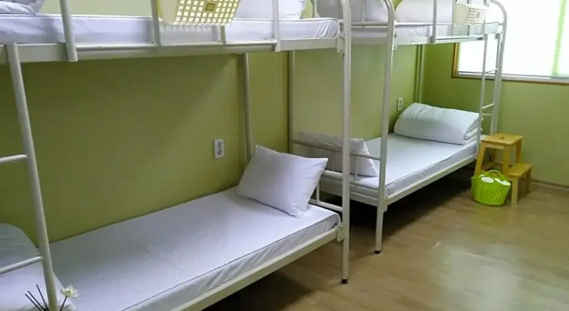 Кровать в общем номере (женский номер) Jeonju Guesthouse Gosadong
