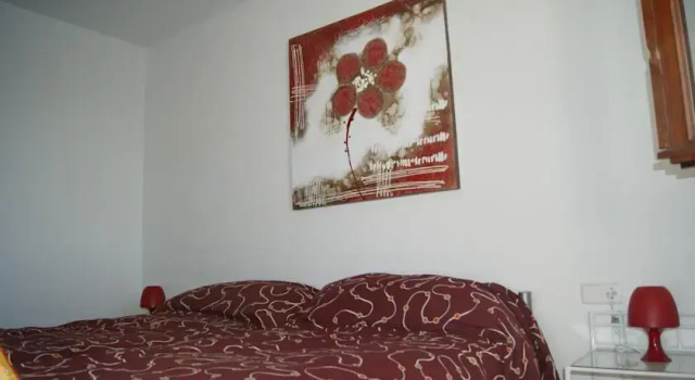 Albergue Turístico El Rincón de los Sabios, Prenota Hotel Pamplona 