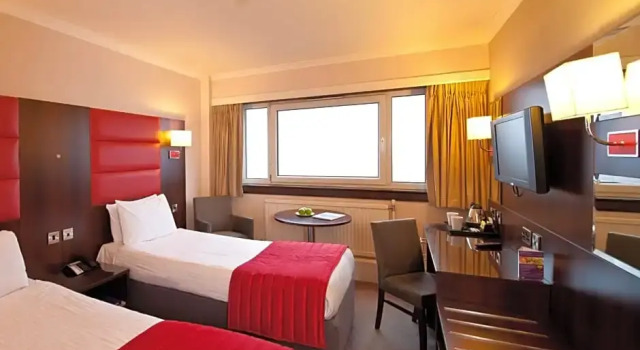 Номер Standard Leonardo Inn Glasgow West End