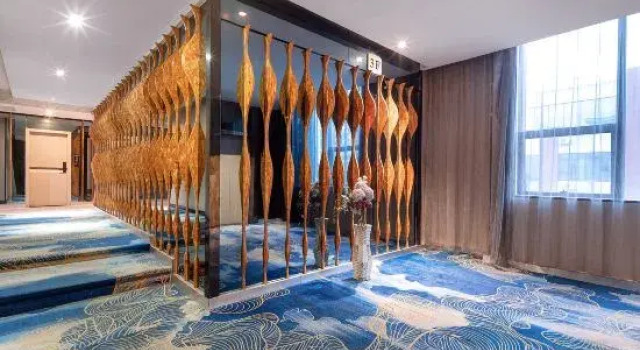 K. Y. Hotel, Rezerwuj Hotel Hotele w Liuzhou z parkingiem, Parking
