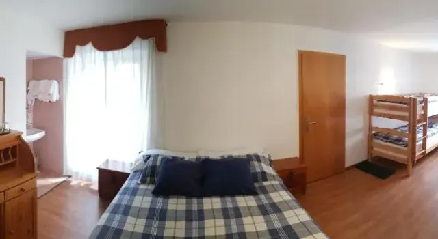 Шестиместный номер Standard Hotel Des Alpes - Restaurant & Pizzeria