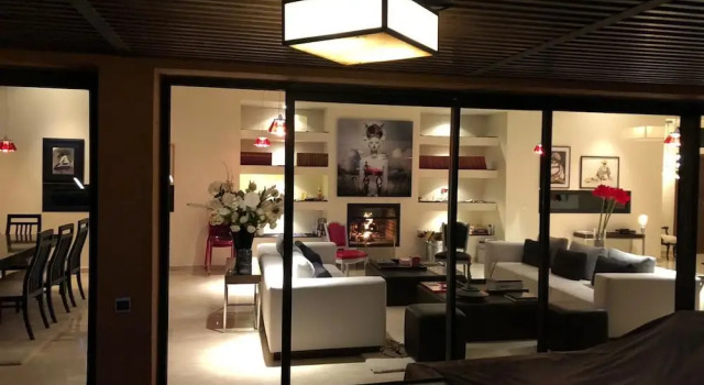 Belle Villa Front Golf, Забронировать Вилла Отели Марракеш-Тенсифт-Эль-Хауз с парковкой, Парковка