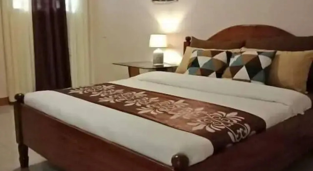 O podwyższonym standardzie pokój Red Forest Guest House