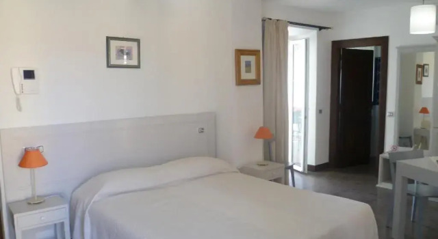 Полулюкс Albergo Residenziale La Corte