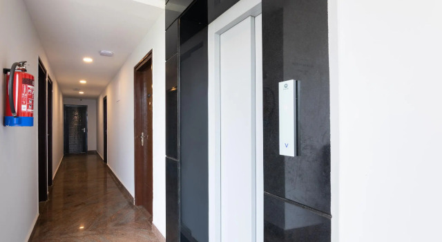 SilverKey Executive Stays 30377 Siri Square, Забронировать Отель Отели штата Карнатаки 3 звезды, 3*