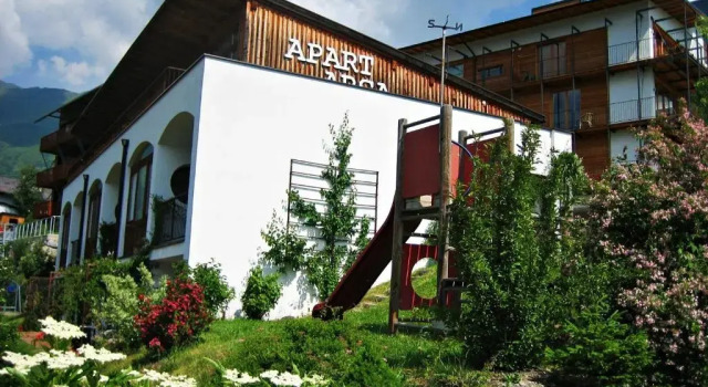 Apart Arga Top, Prenota Hotel Hotel a Tirolo con parcheggio, Parcheggio