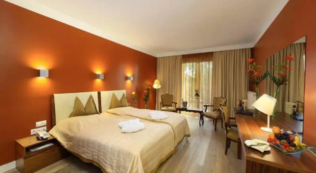 Двухместный номер Standard с балконом Hotel Schloss Weikersdorf
