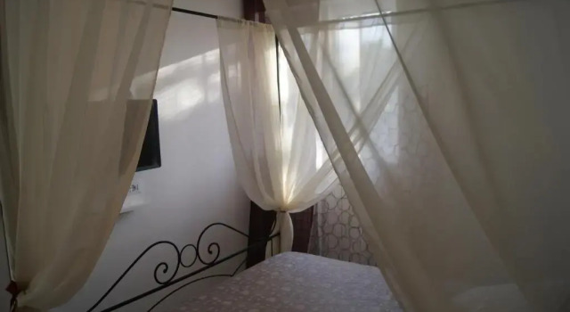 Arome B&B, Забронировать Отель «постель и завтрак» Сантерамо-ин-Колле Bari Province