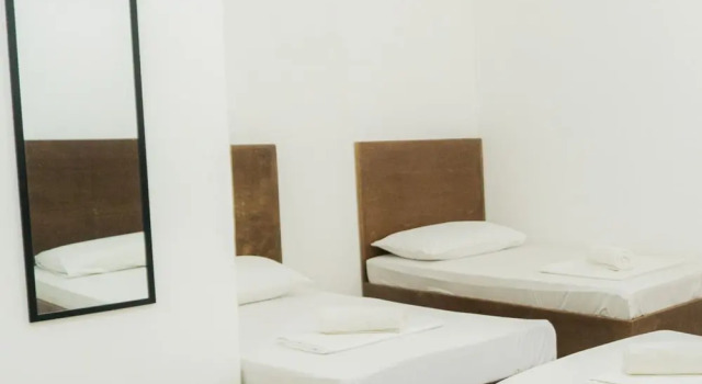 Четырёхместный номер Deluxe Pasay Centrale Hotel